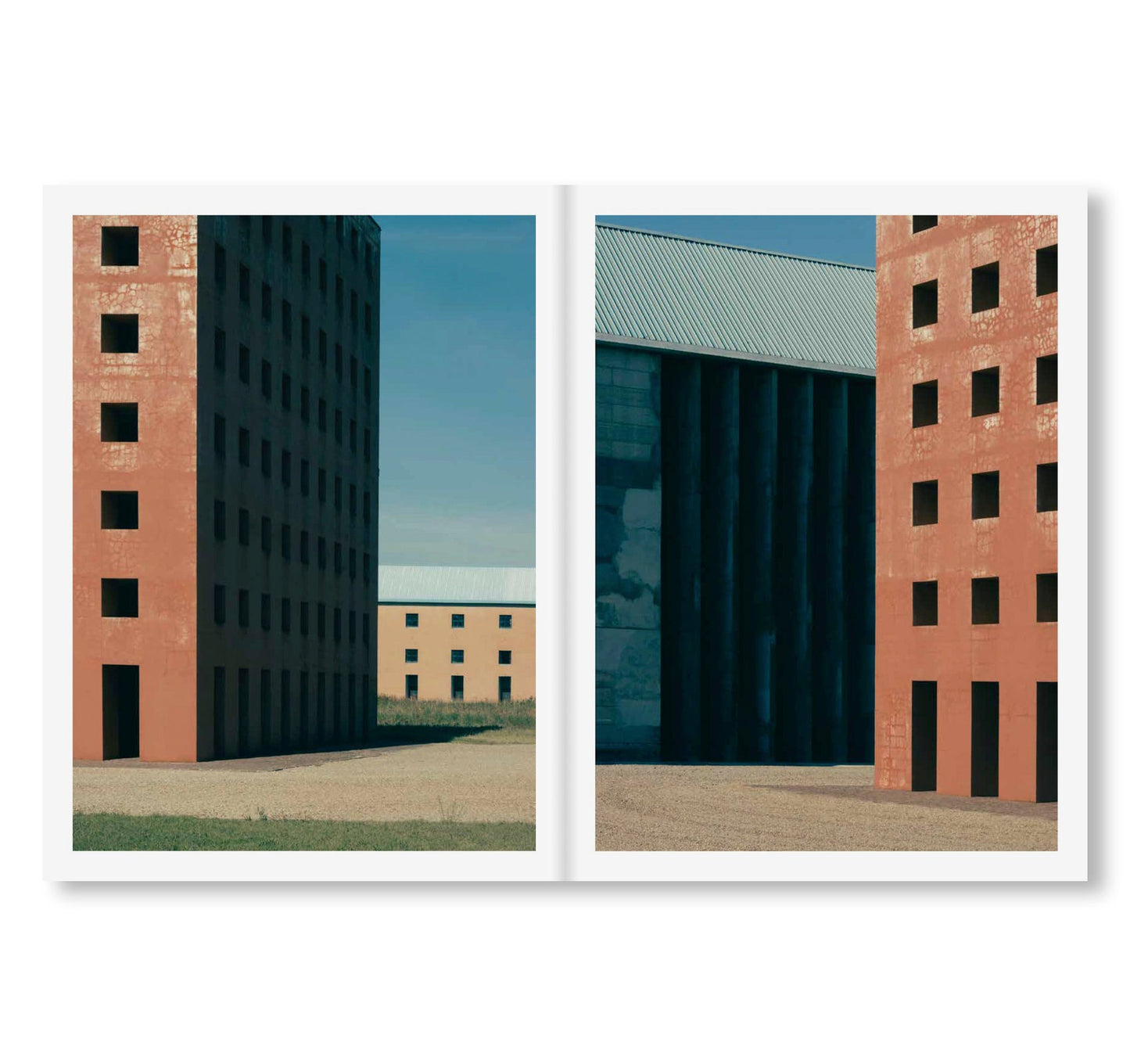 DISTANCES VOL.II