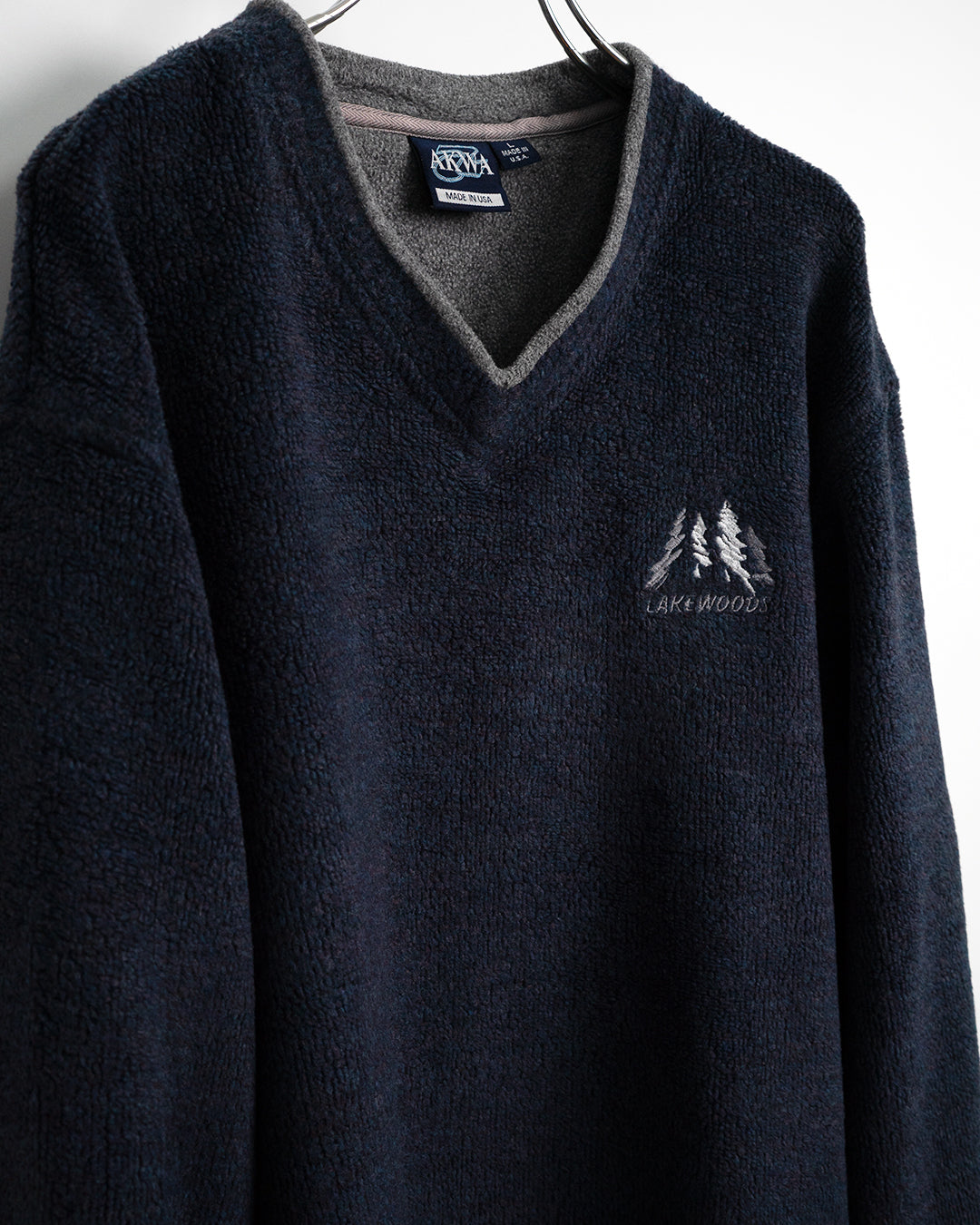 90's V-neck Fleece Pullover