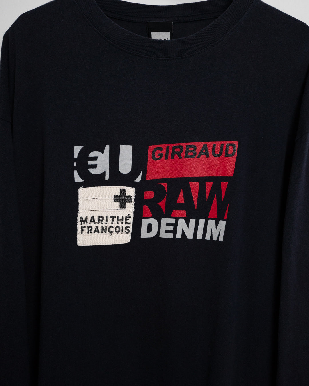 90's Printed Long Sleeved T-shirt