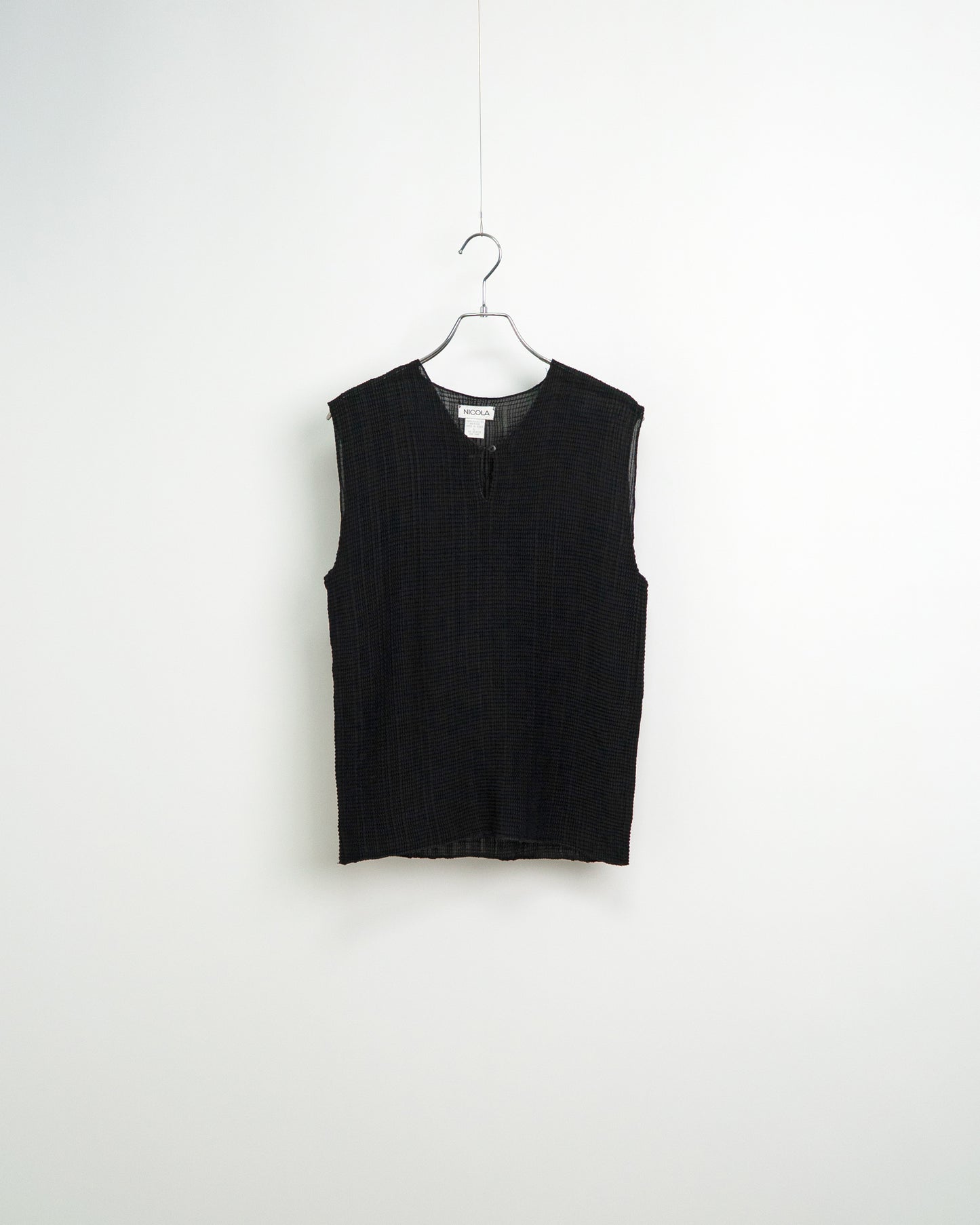 Pleated Sleeveless Tops