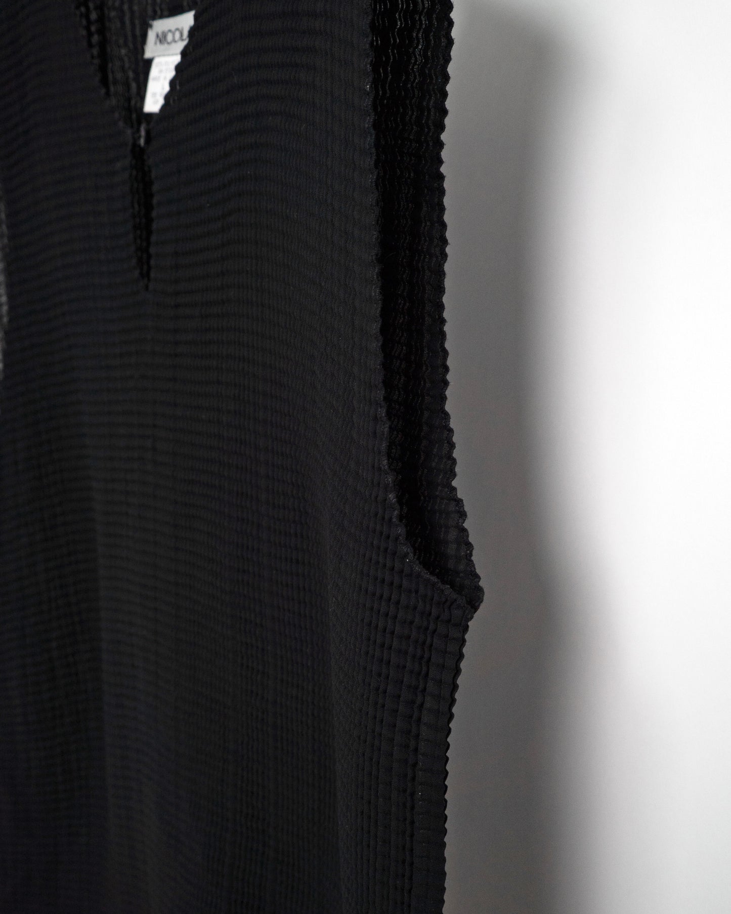 Pleated Sleeveless Tops
