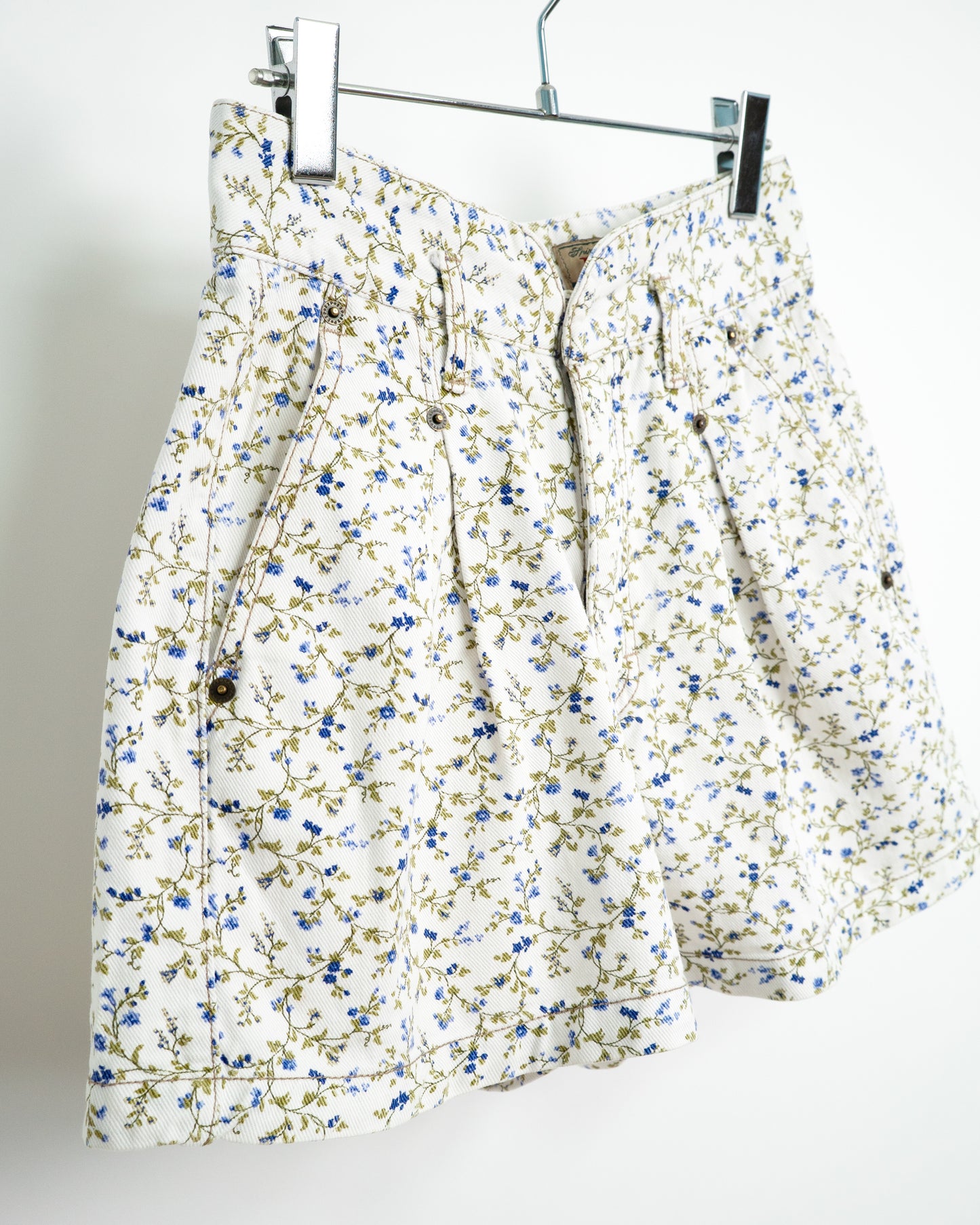 90s Floral Shorts