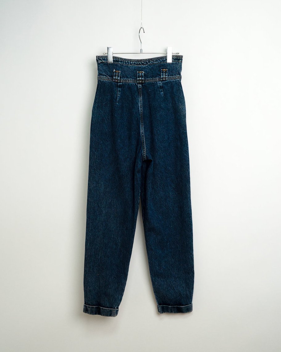 80's High-waisted jeans