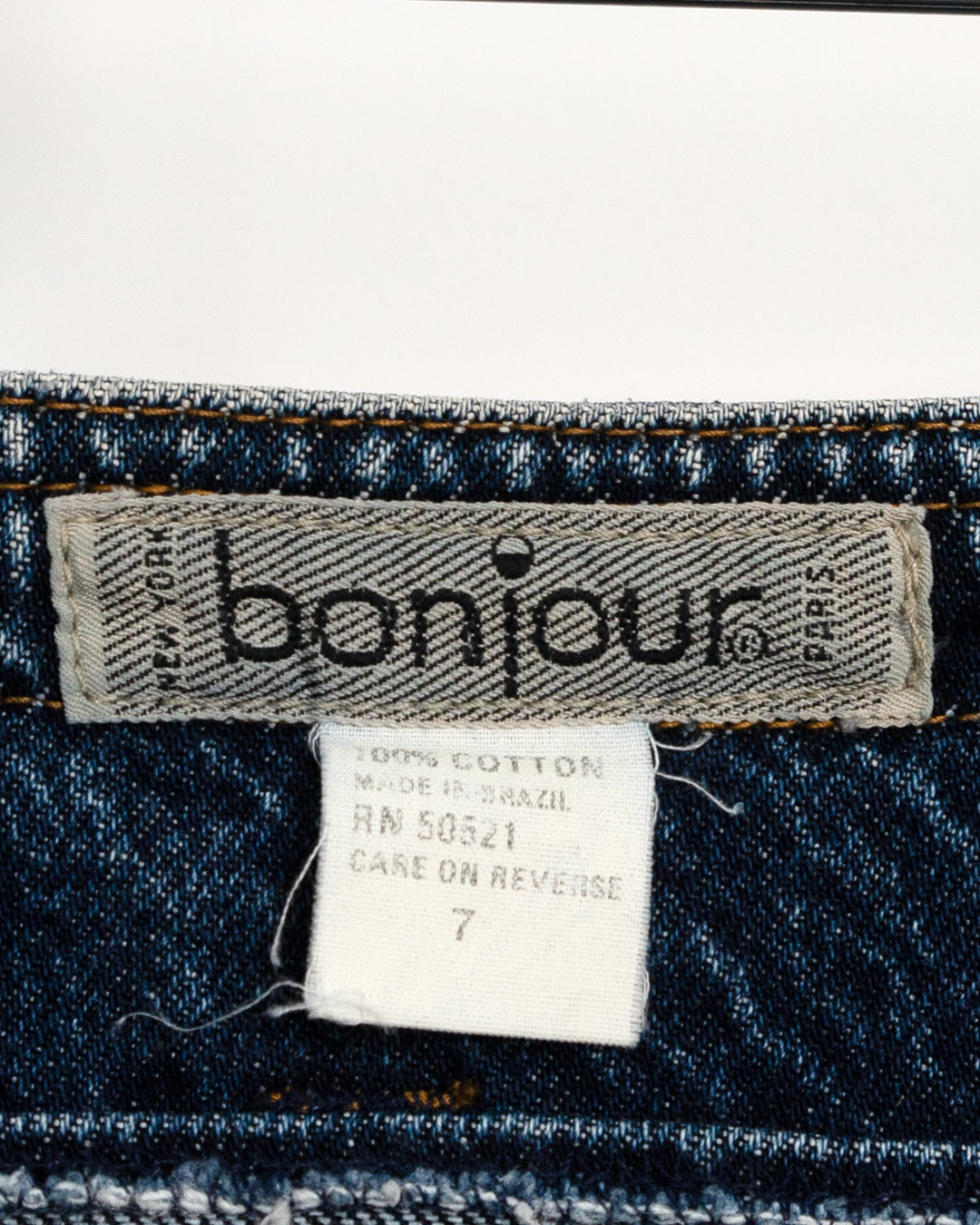80's High-waisted jeans