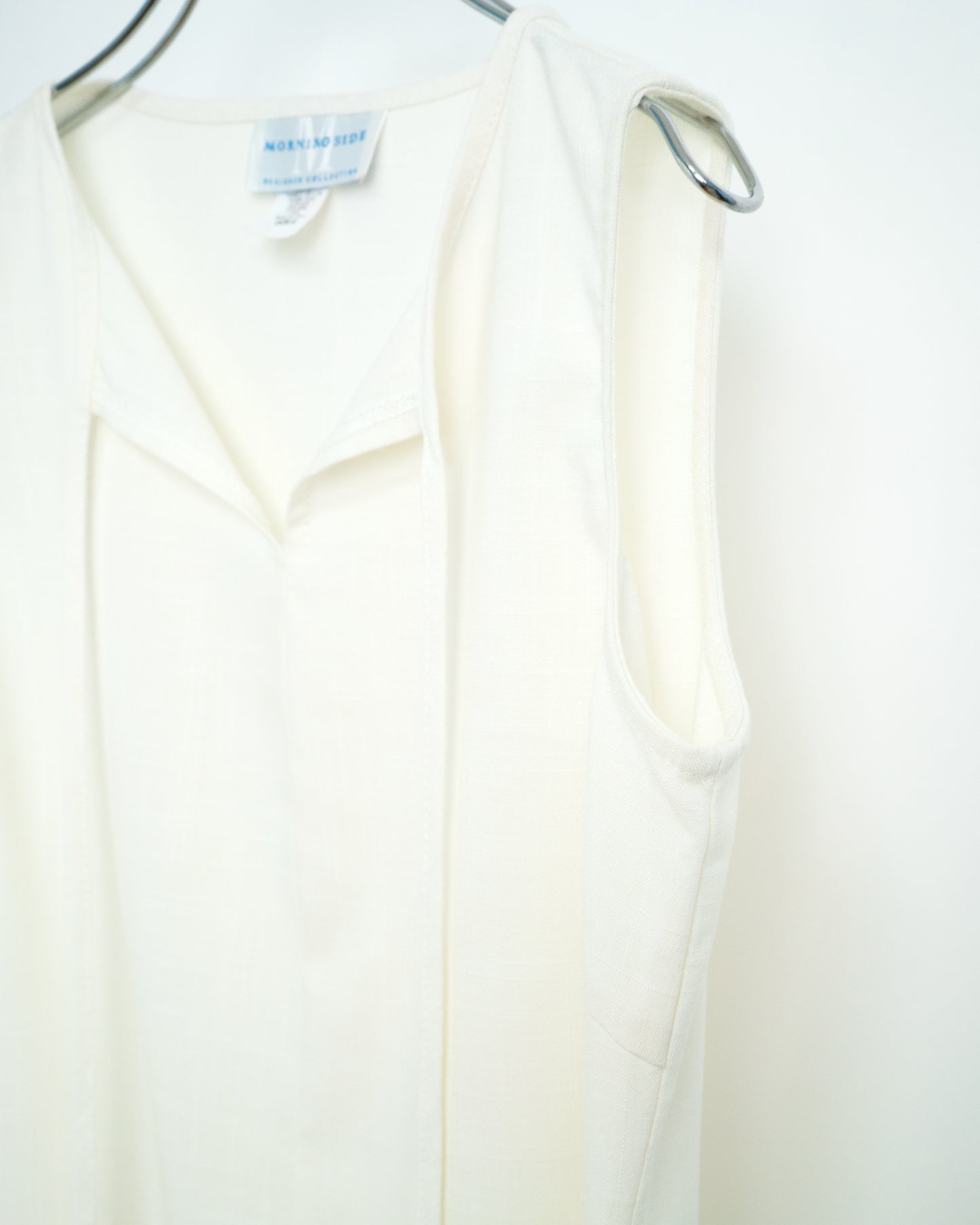Sleeveless Long Tops