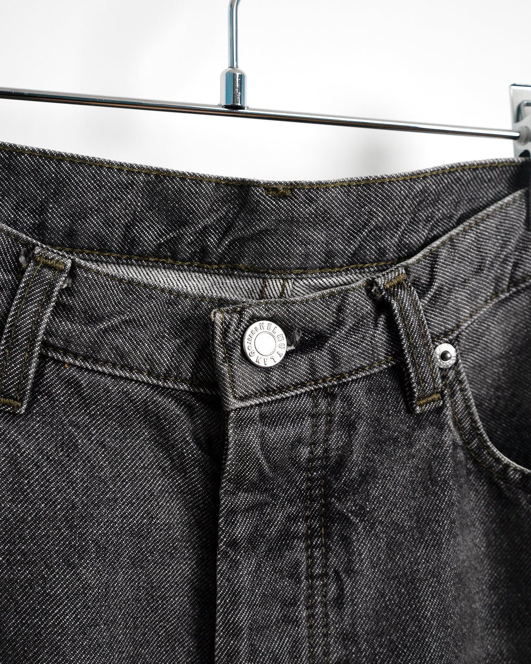 1998 Black Jeans