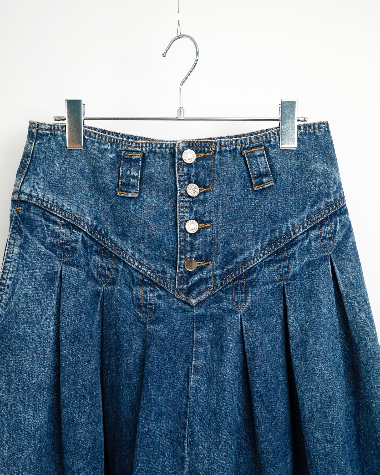 80's Pleated Denim Skirt