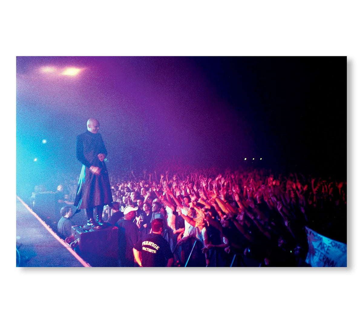 MELISSA AUF DER MAUR: MY ’90S ROCK PHOTOGRAPHS