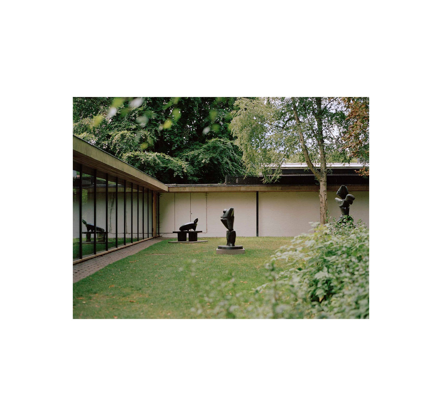 A MAGAZINE CURATED BY CECILIE BAHNSEN