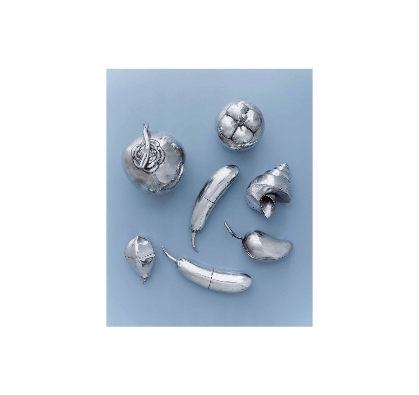 A MAGAZINE CURATED BY CECILIE BAHNSEN