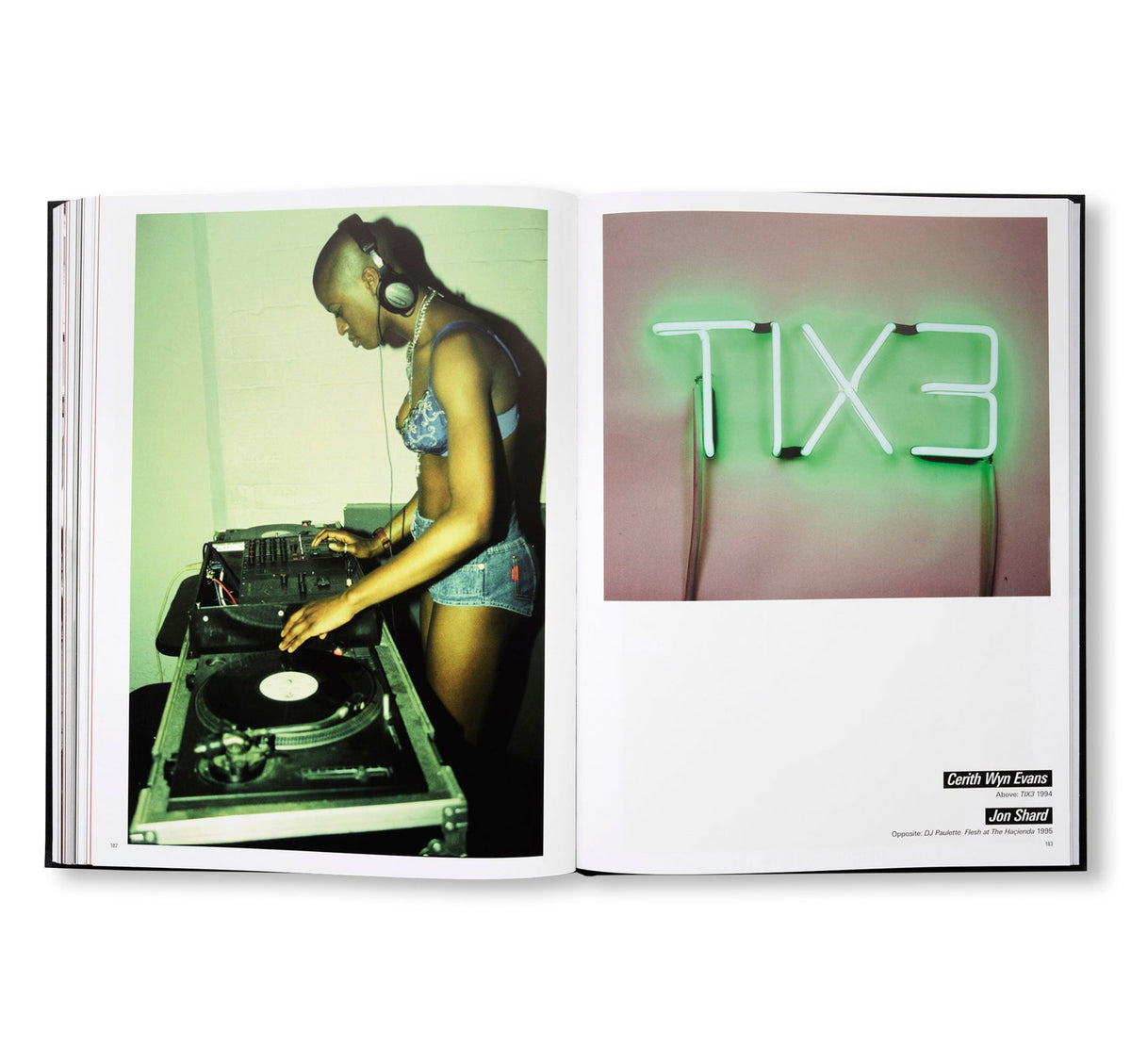 THE 90S: ART AND FASHION