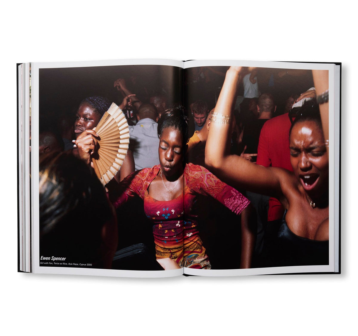 THE 90S: ART AND FASHION