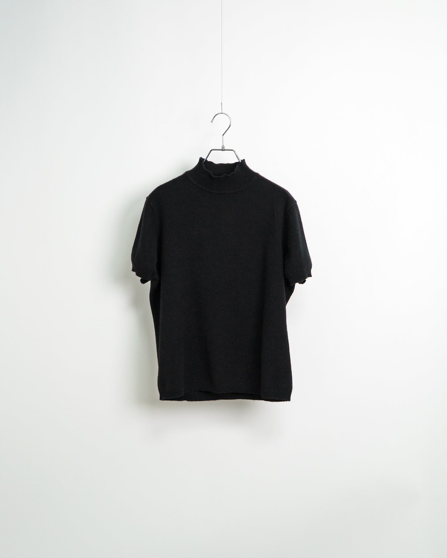 Cashmere Short-Sleeve Mock Neck Knit