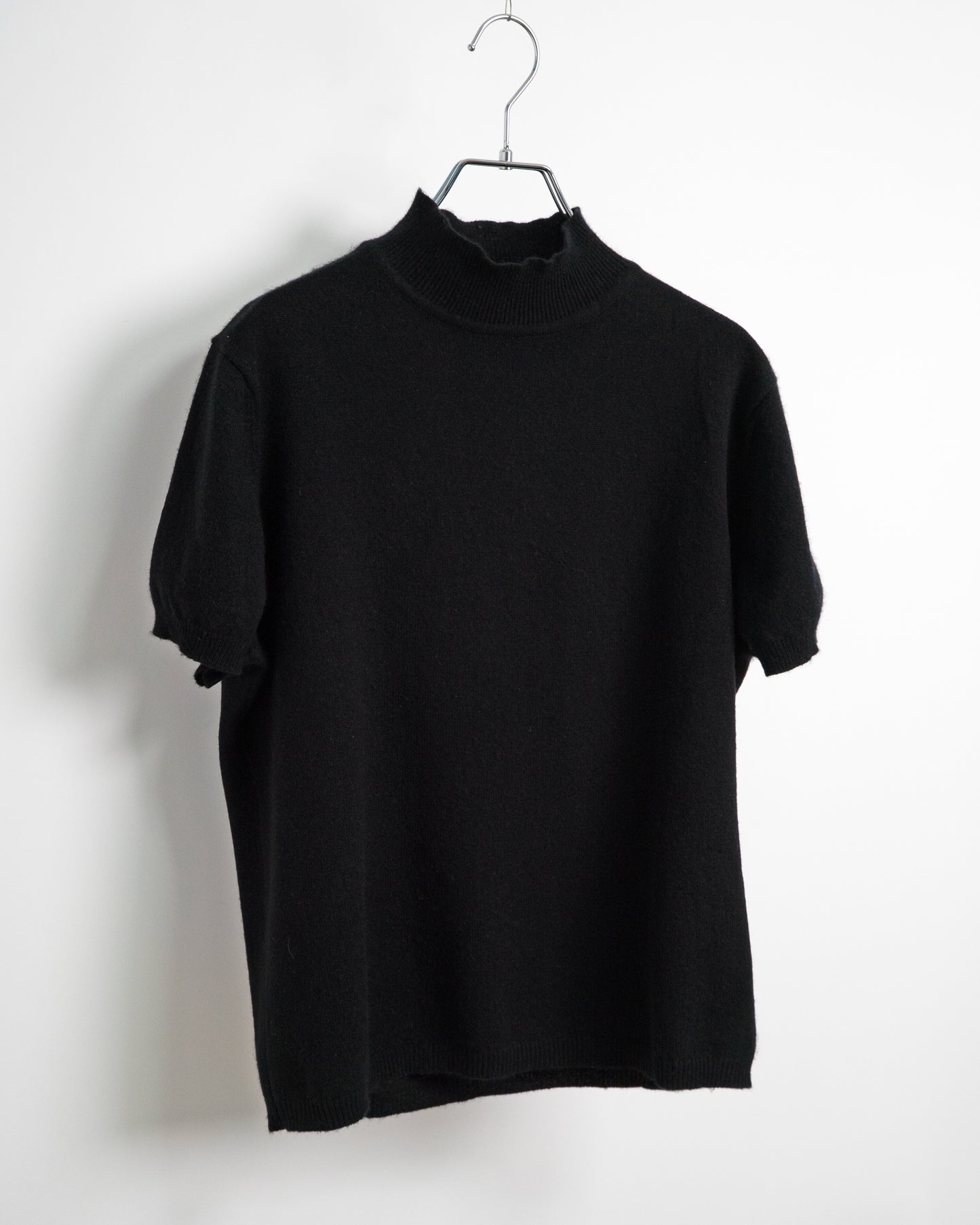 Cashmere Short-Sleeve Mock Neck Knit