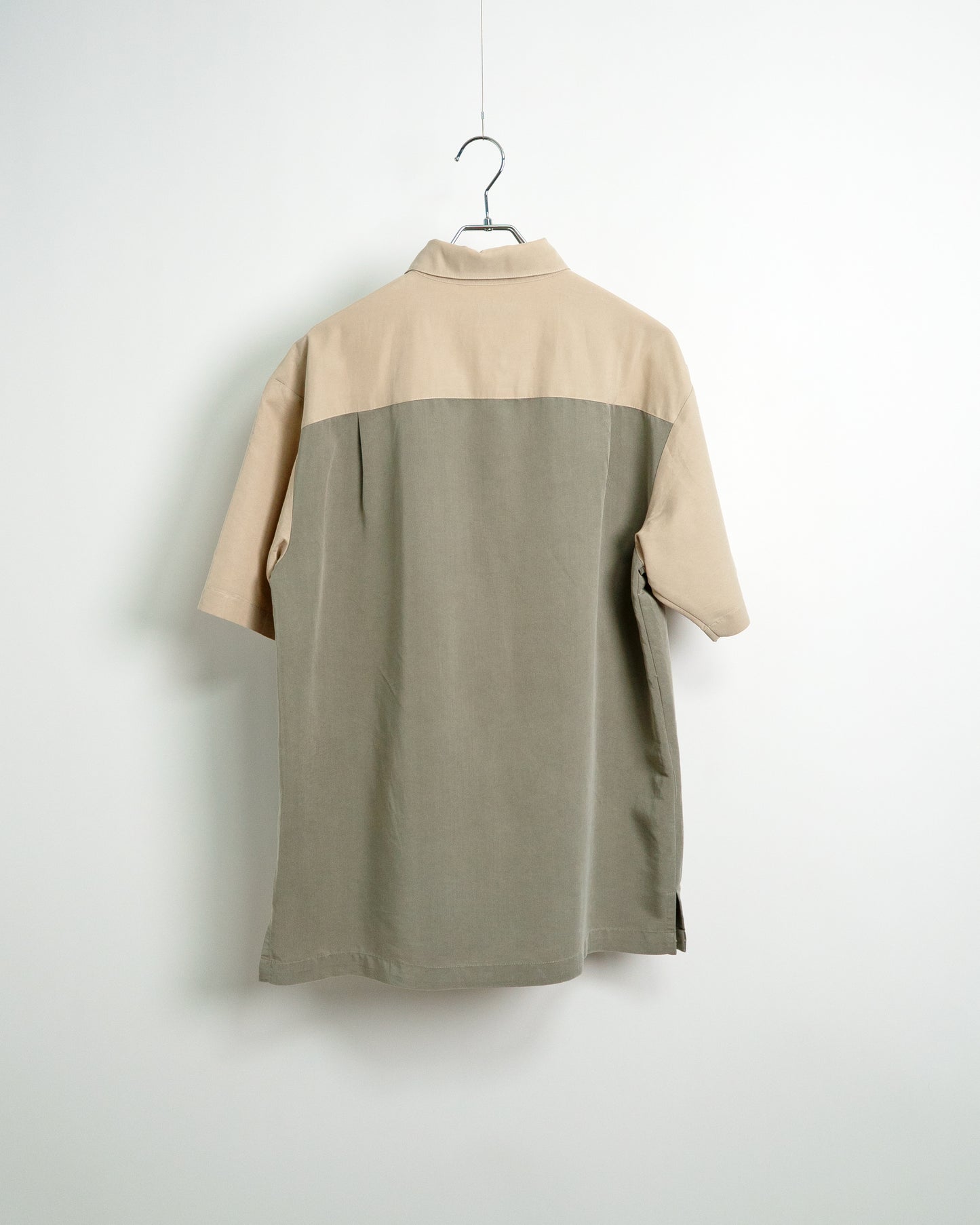 90s–Early 00s Bicolor Panel Short Sleeve Shirt
