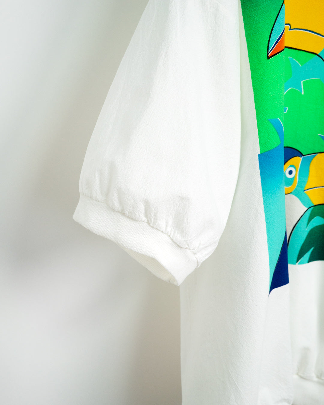 90s "CANCUN" Short Sleeve Tops