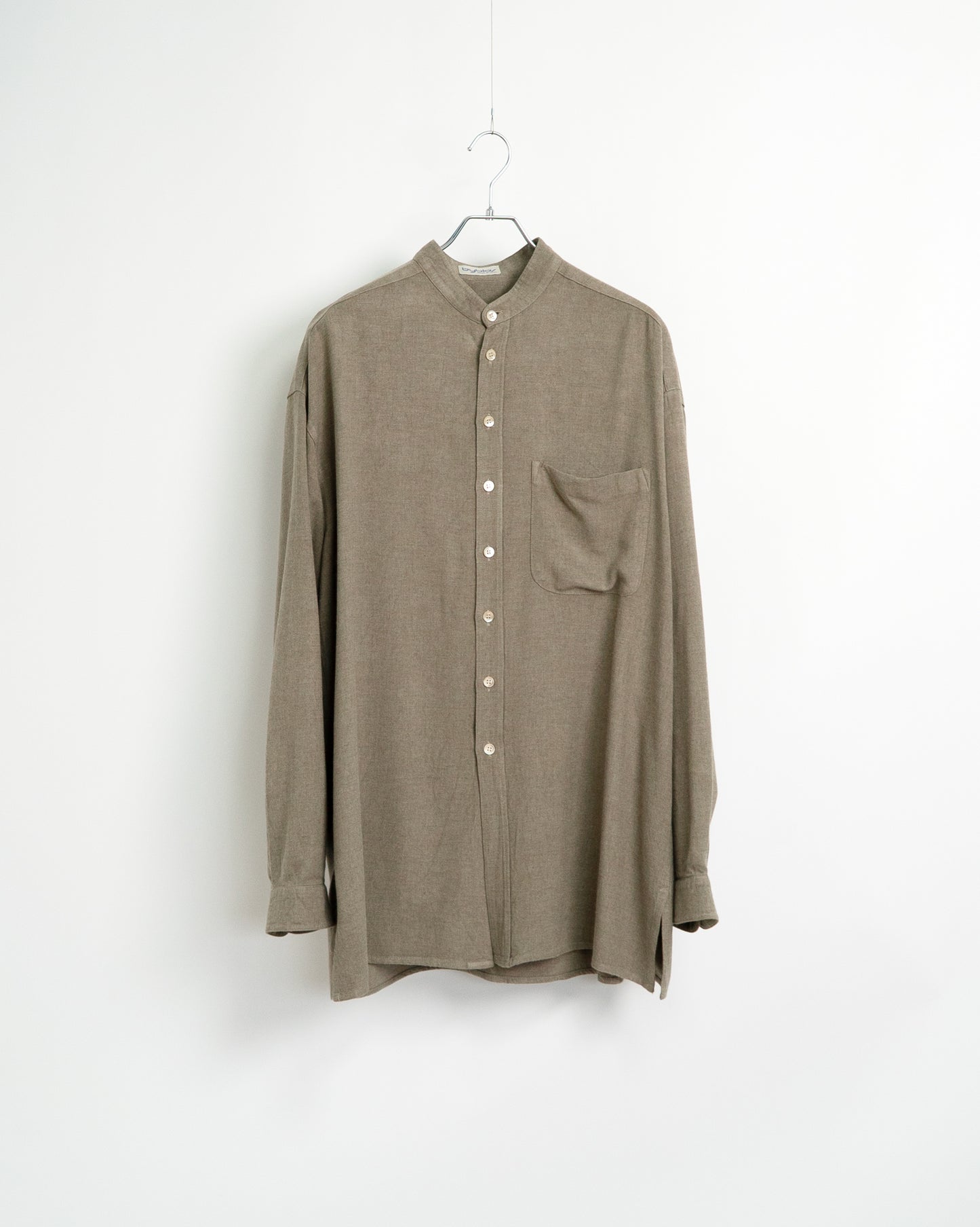 Stand-collar shirt