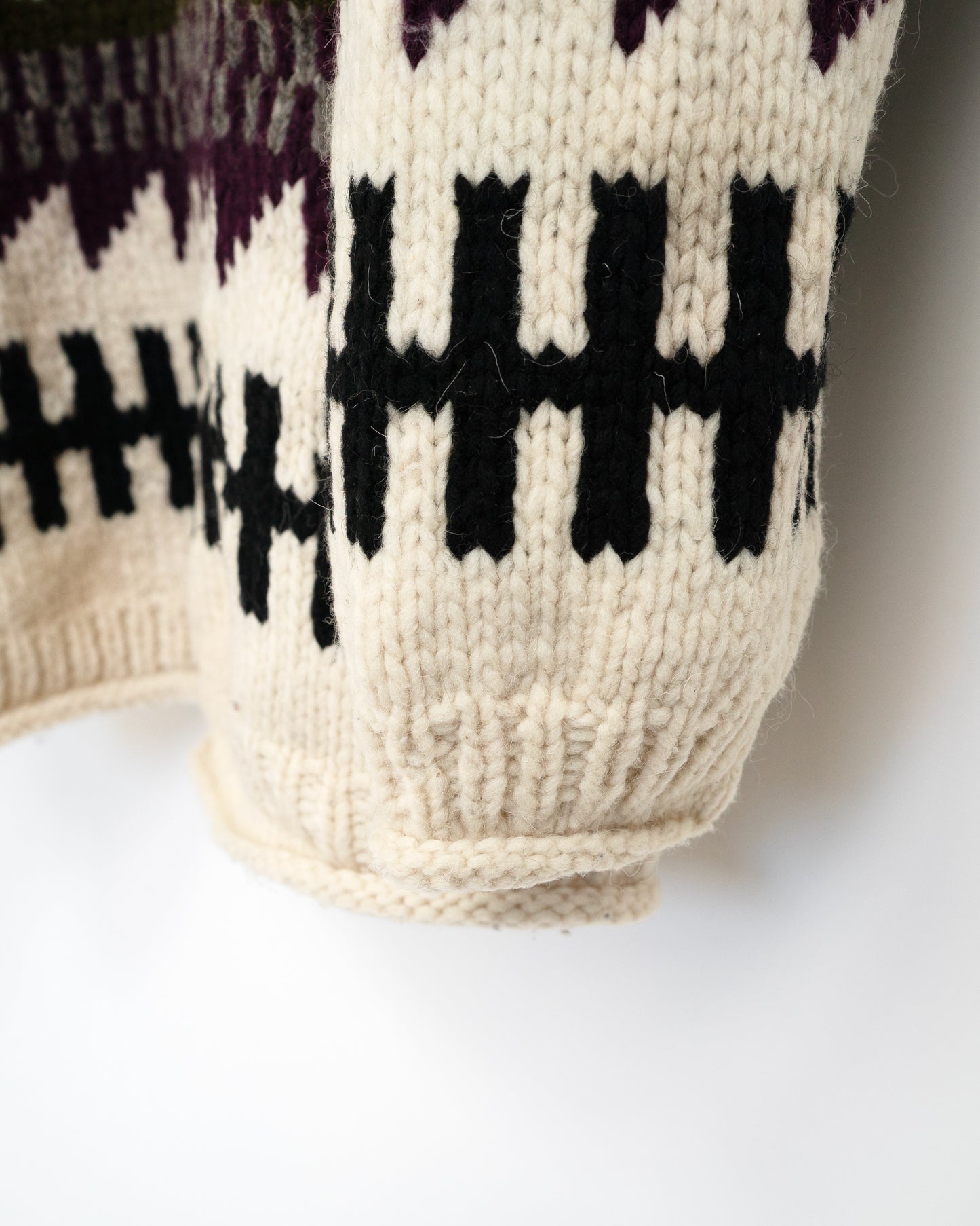90s Heavy-Weight Hand-Knitted Wool Sweater "Otavalo"