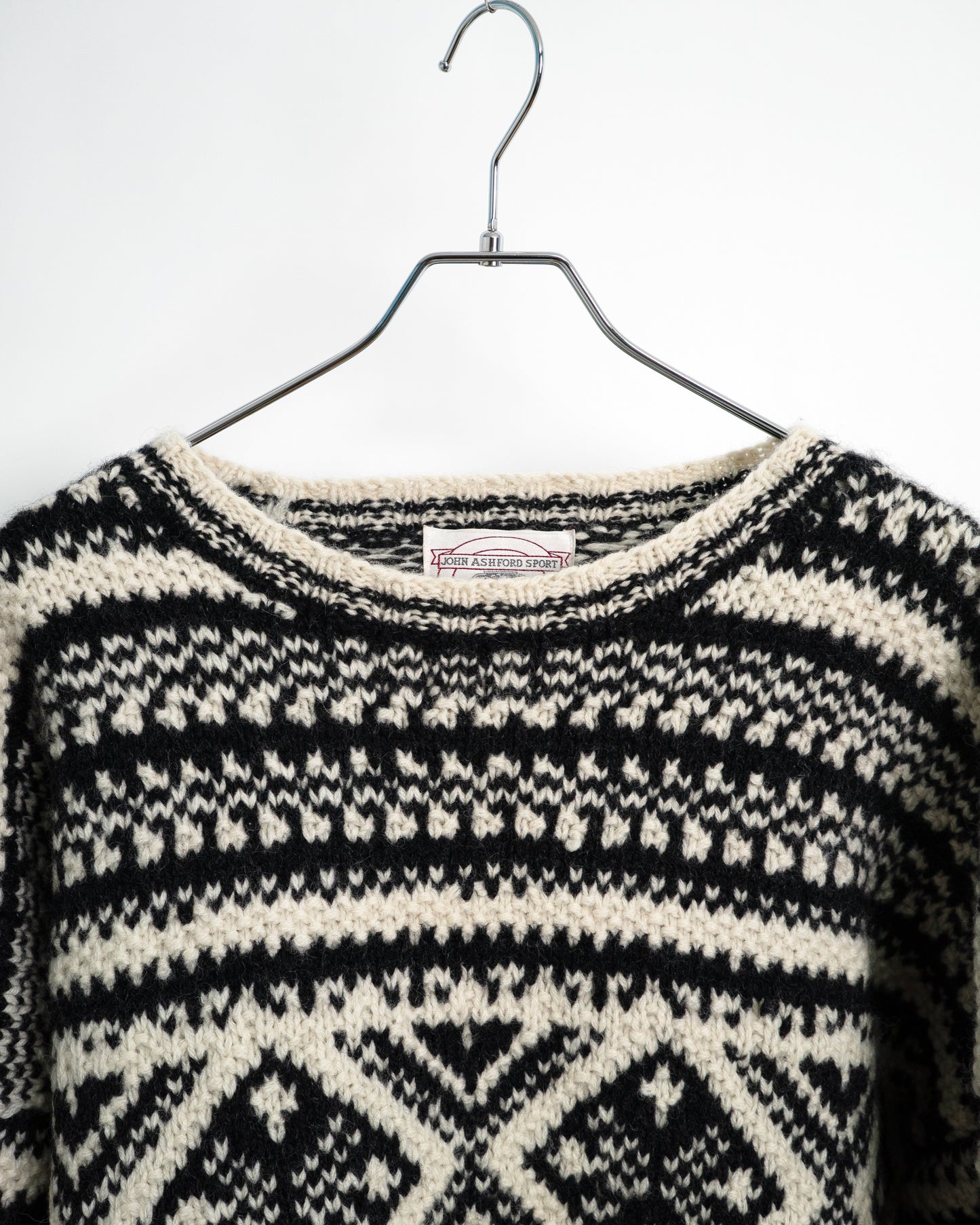 90s Shetland Wool Hand Knitted Sweater / Nordic Pattern