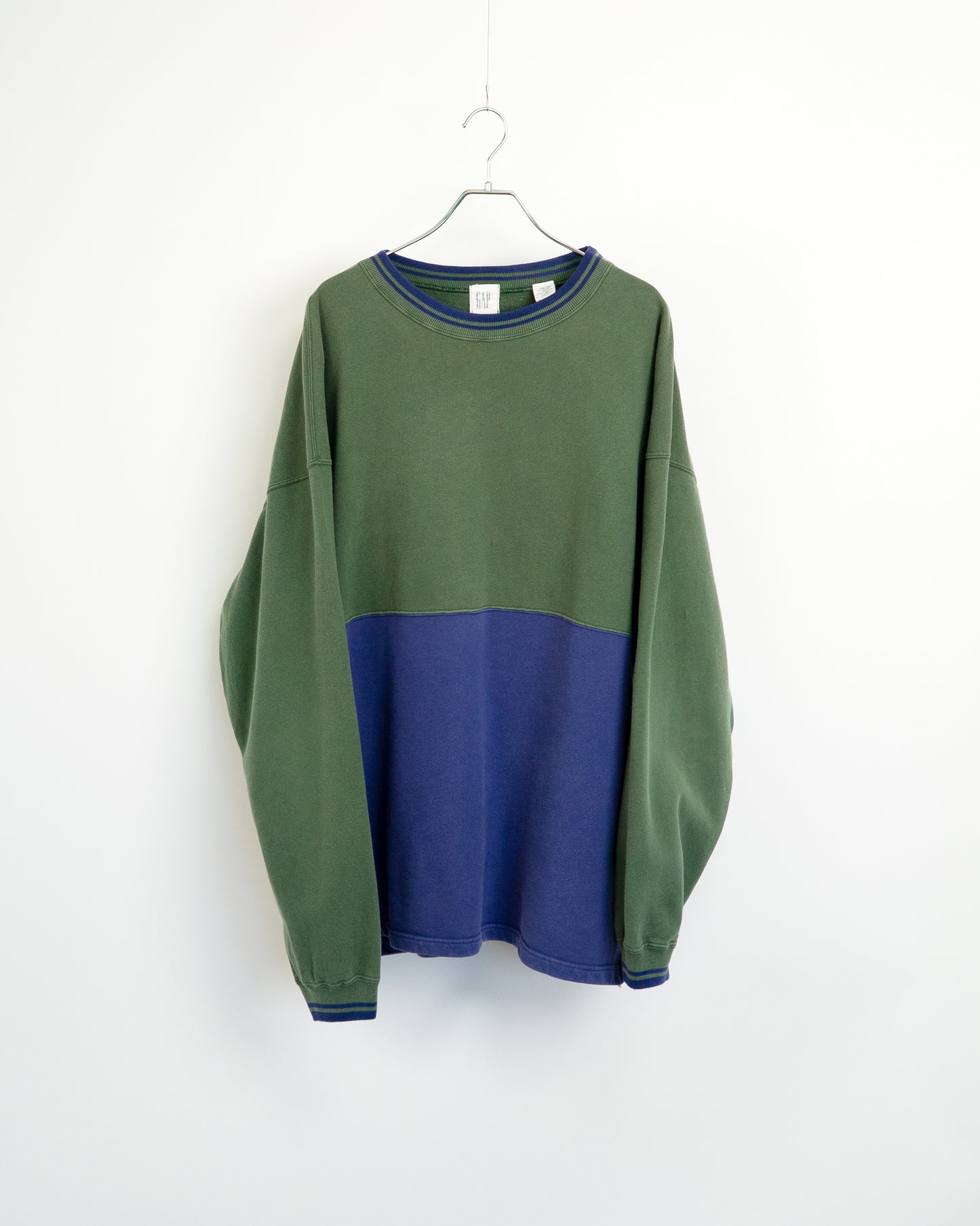 90s Two-tone Sweatshirt with Tipped Ribs