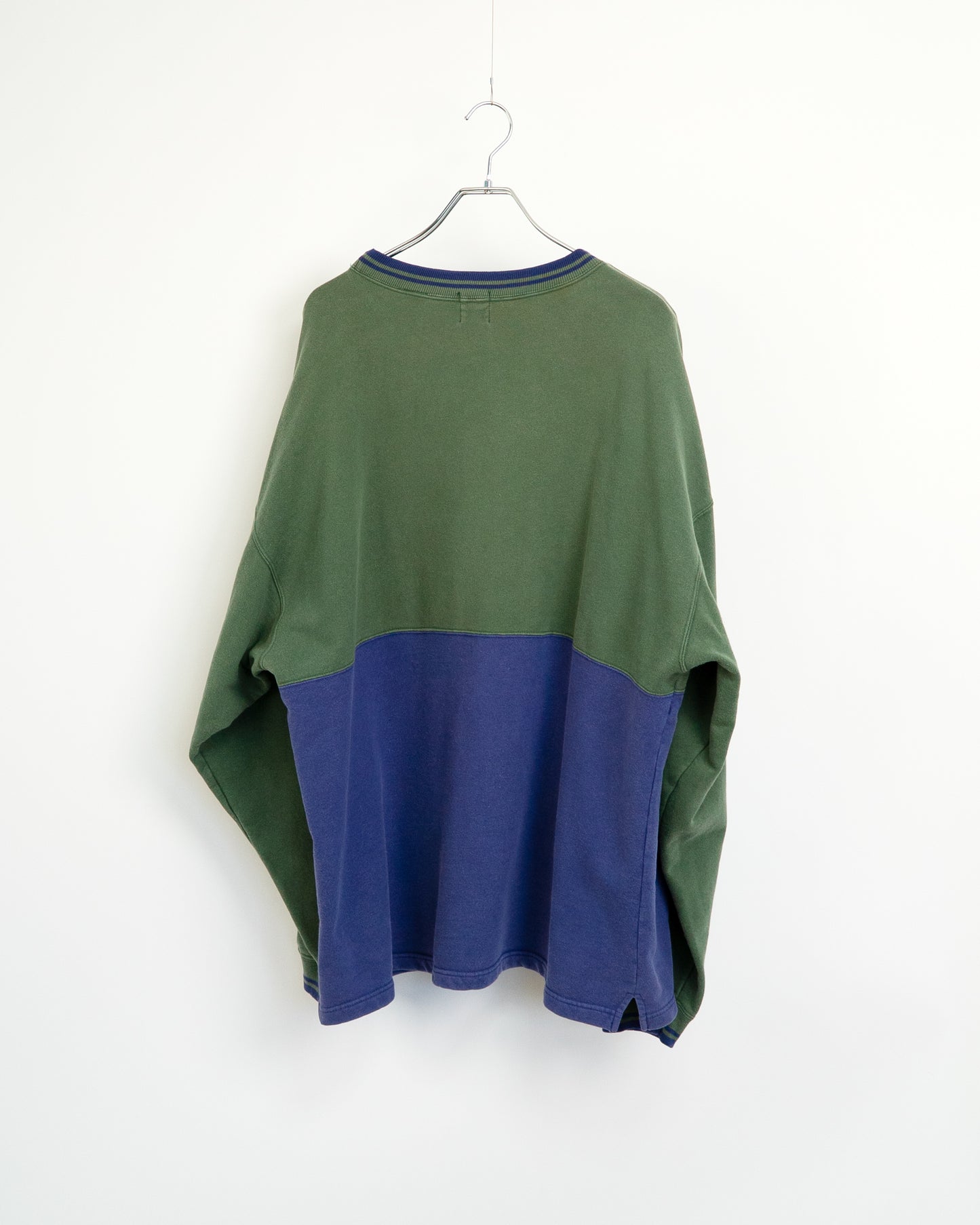 90s Two-tone Sweatshirt with Tipped Ribs